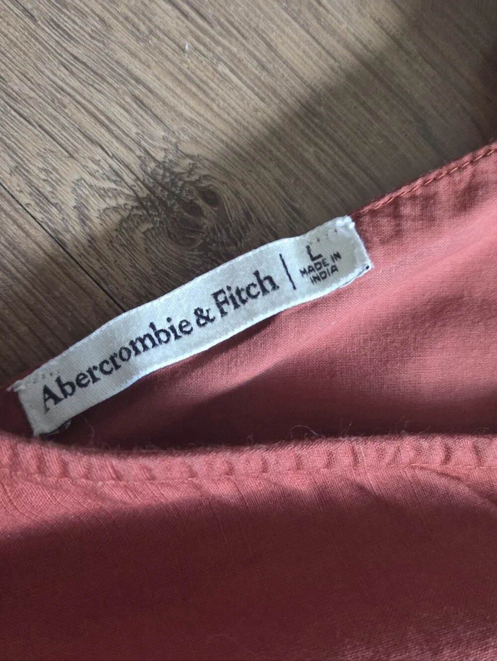Abercrombie & Fitch Women’s open-back crop top terracotta/rust Color